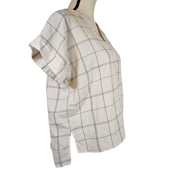 Blu Pepper Linen Style Short Sleeve Blouse, Ivory With Black Stripes, Small - Picture 3 of 11